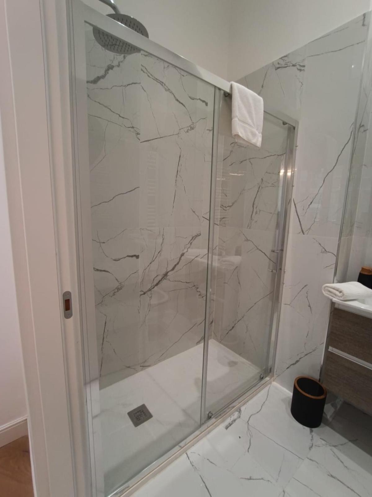 Be-C0 Centrale New Double Suite Milan Luaran gambar